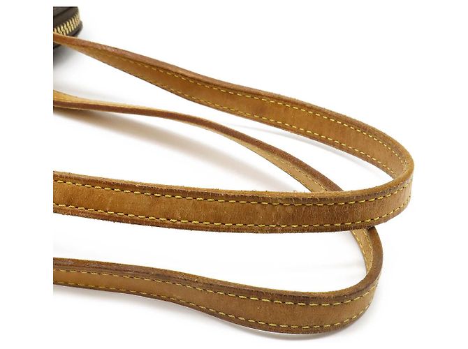Borsa a spalla Coussin GM Monogram di Louis Vuitton Marrone - vista 5