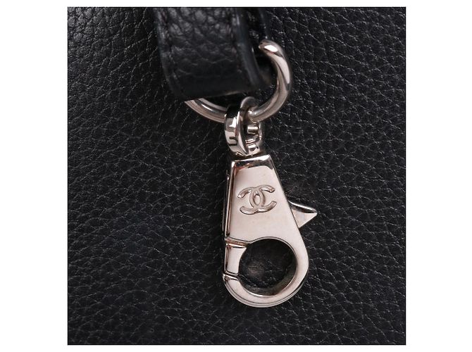 CHANEL - Borsa a spalla Chanel Neo Executive in pelle nera grana Nero - vista 7