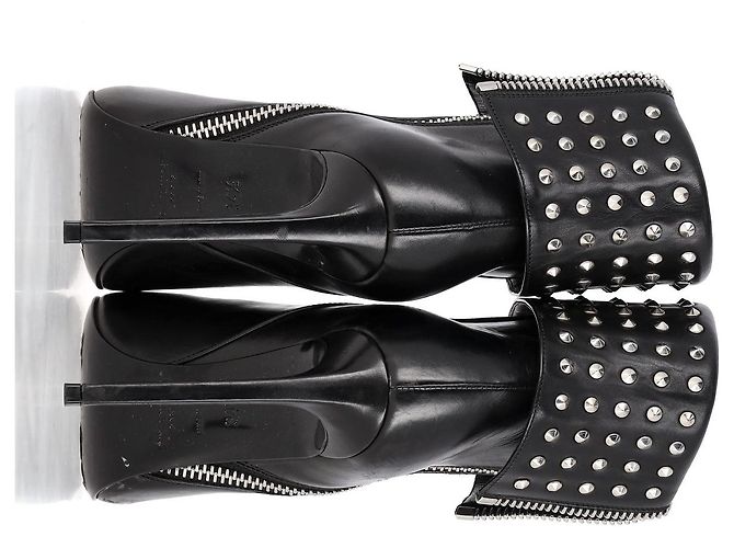 Stivaletti a risvolto con borchie Saint Laurent Paris in pelle nera Nero - vista 11