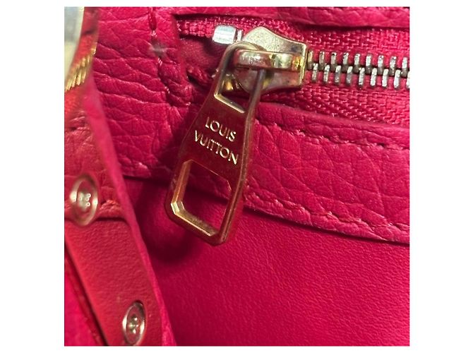 Capucines MM Louis Vuitton 2017 Rosa Roja Púrpura - vista 16