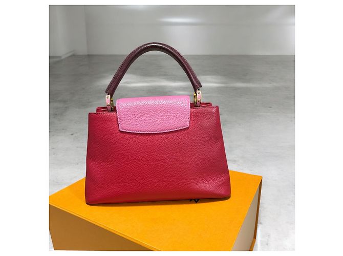 Capucines MM Louis Vuitton 2017 Rosa Roja Púrpura - vista 8
