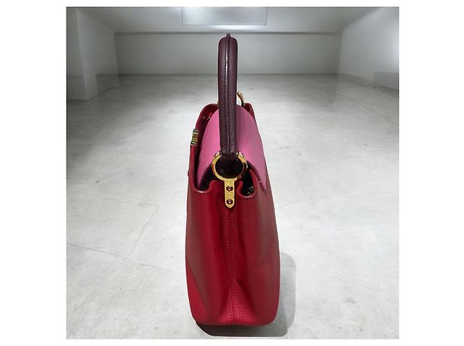 Capucines MM Louis Vuitton 2017 Rosa Roja Púrpura - vista 9