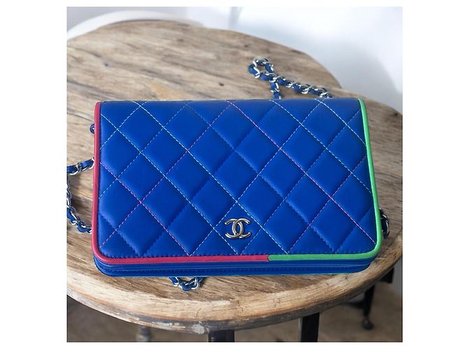 Wallet On Chain Rara cartera acolchada azul CHANEL 2019 con cadena Multicolor - vista 12