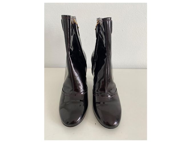 Botines Louis Vuitton Michelle en charol burdeos - vista 8