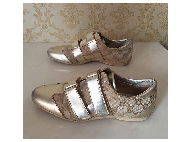 Baskets Gucci en cuir doré - vue 7