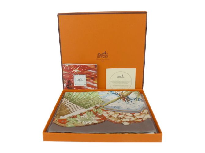 Hermès Carre 90 Aloha Schal Braun Mehrfarben - Ansicht 9