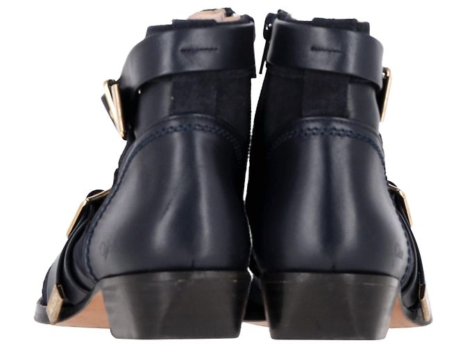 Botas de tornozelo Chloé com fivela e detalhes de cadarço em camurça preta Preto - vista 5