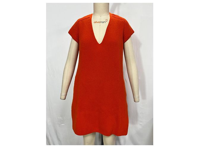 Hermès Strickkleid mit V-Ausschnitt aus orange Wolle Koralle - Ansicht 10