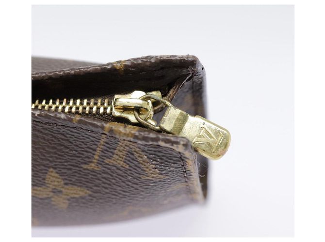LOUIS VUITTON Monogram Bucket GM Pouch Accessory Pouch LV Auth th5270 Monogramme - vue 9