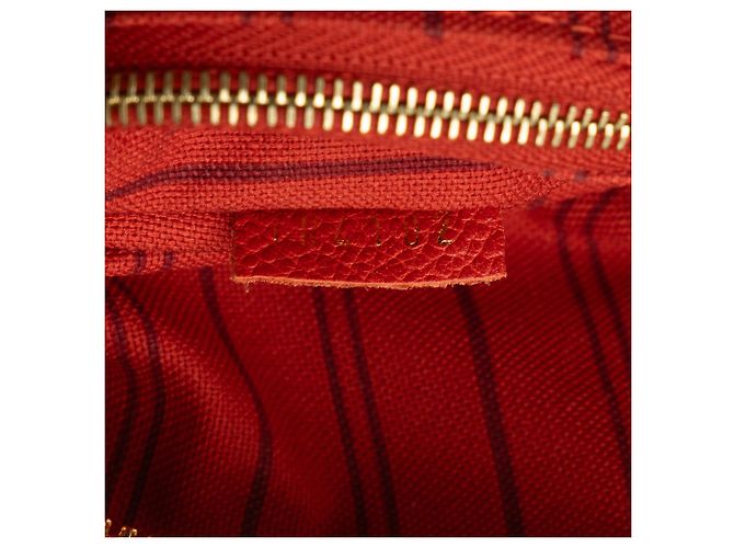 Borsa PM Lumineuse in Monogram Empreinte rossa di Louis Vuitton Rosso - vista 7