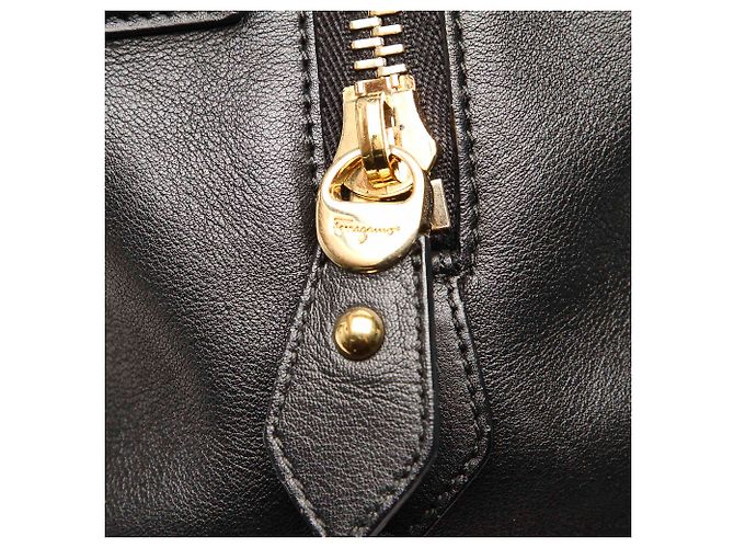 Salvatore Ferragamo Borsa a mano in pelle Gancini nera Ferragamo Nero - vista 9