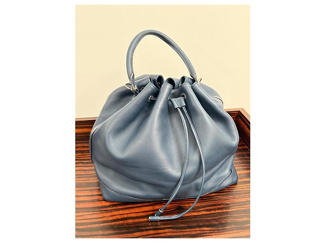 Noe Borsa a Secchiello Louis Vuitton Noé Haute Maroquinerie Blu - vista 2