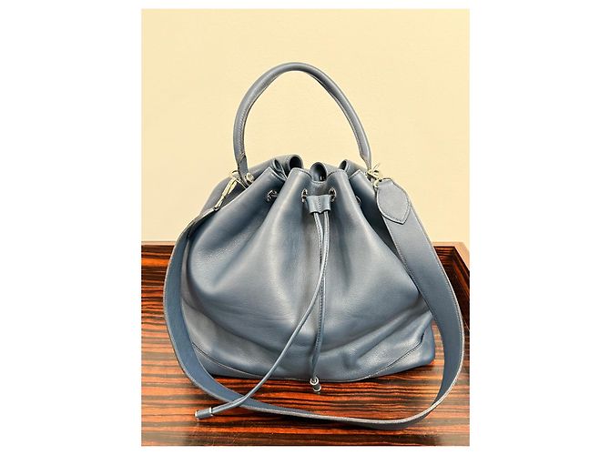 Noe Borsa a Secchiello Louis Vuitton Noé Haute Maroquinerie Blu - vista 4