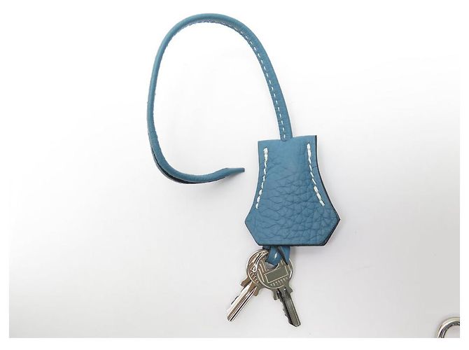Hermès LOTTO HERMES CHIAVISTO + TARGHETTA CON CHIAVE A CAMPANELLA PER BORSA KELLY - vista 3