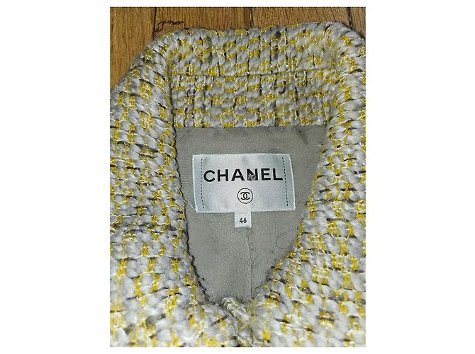 Chanel Grey Wool Jacket - view 3
