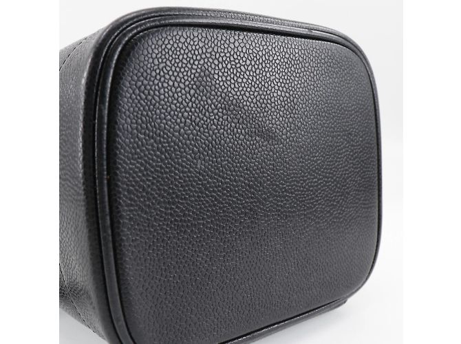 Borsa Vanity in pelle caviar di Chanel Nero - vista 9