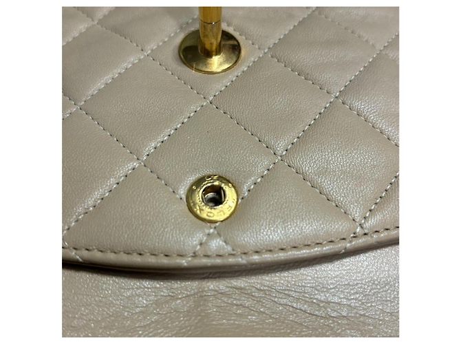 1989’ Vintage CHANEL Double Flap Bag Beige Gold hardware - view 16