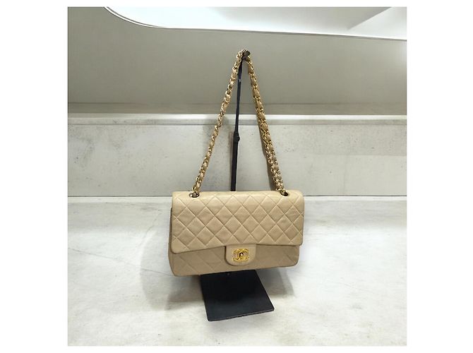 1989’ Vintage CHANEL Double Flap Bag Beige Gold hardware - view 3