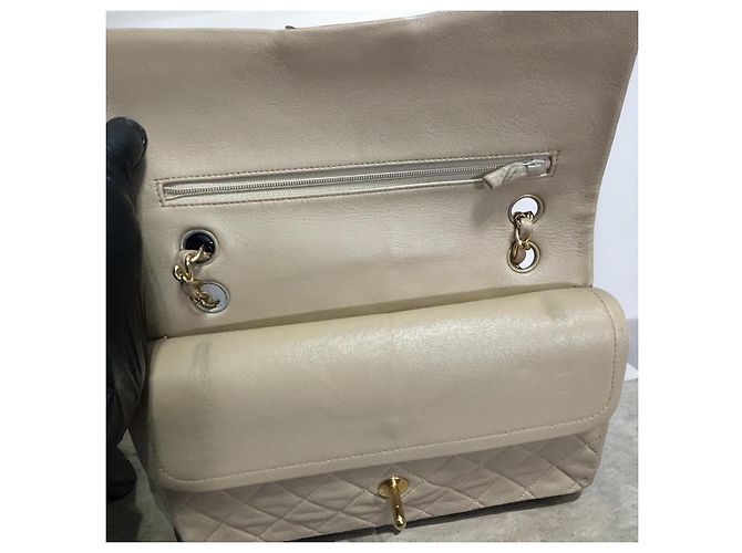 1989’ Vintage CHANEL Double Flap Bag Beige Gold hardware - view 9