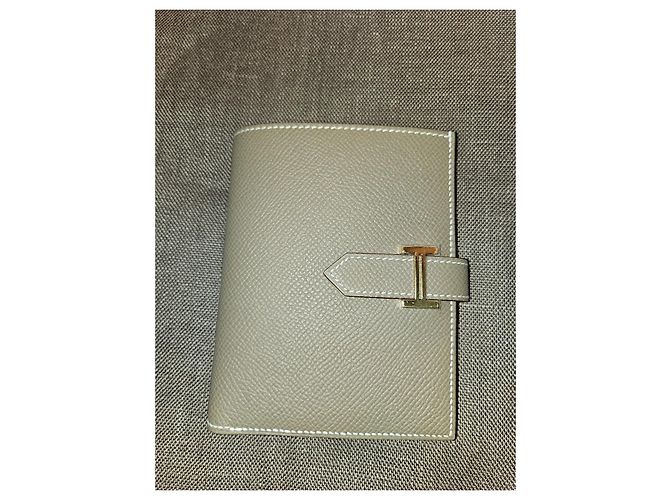 Hermès Béarn Compact Geldbörse taupe Epsom Leder Beige - Ansicht 3
