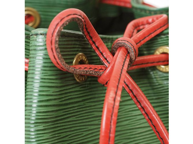 Noe Borsa a Spalla Petit Noé Louis Vuitton Verde - vista 11