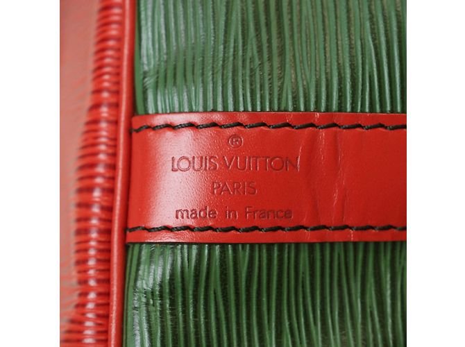 Noe Borsa a Spalla Petit Noé Louis Vuitton Verde - vista 8