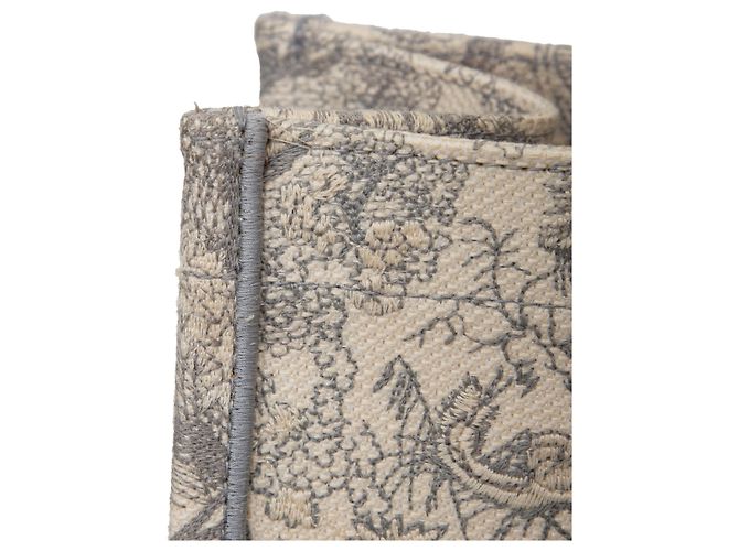 Medium Book Tote aus Toile de Jouy von Dior Grau - Ansicht 9