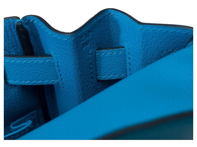 Hermès Sac HERMES Kelly 28 en Cuir Bleu - 102123 - vue 9