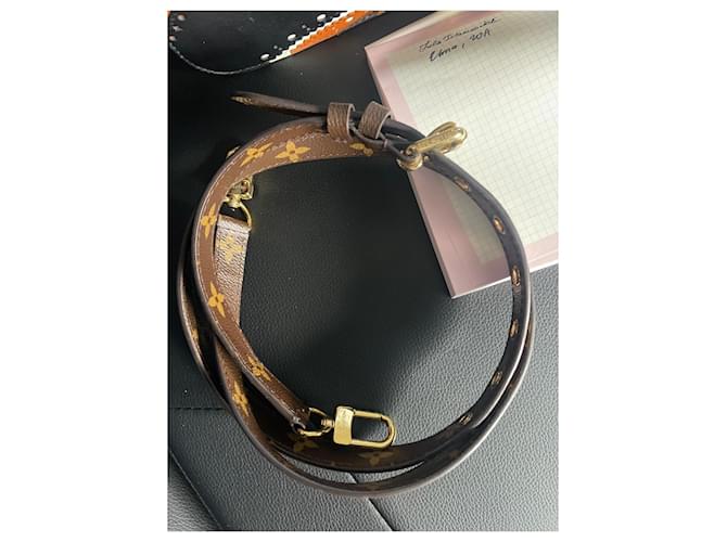 Louis Vuitton Pochette Metis Brogue Marrone - vista 4