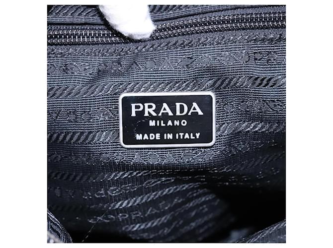 Borsa a spalla PRADA in nylon nero Auth bs18091 - vista 18