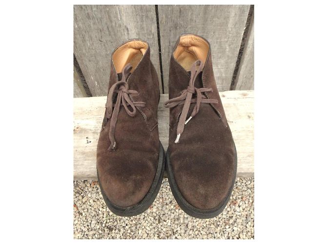 Stivaletti Gucci marrone scuro in scamosciato - vista 3