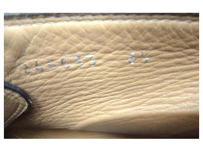 Stivaletti Gucci marrone scuro in scamosciato - vista 7