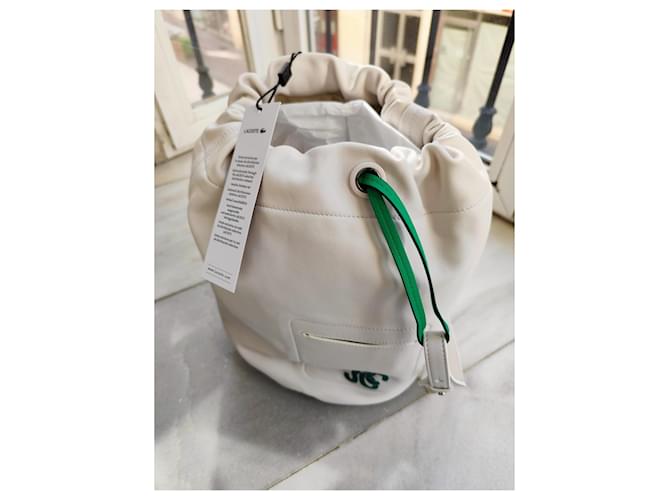 Bolsa Bucket Lacoste Blanc Emeraude Verde Creme - vista 14