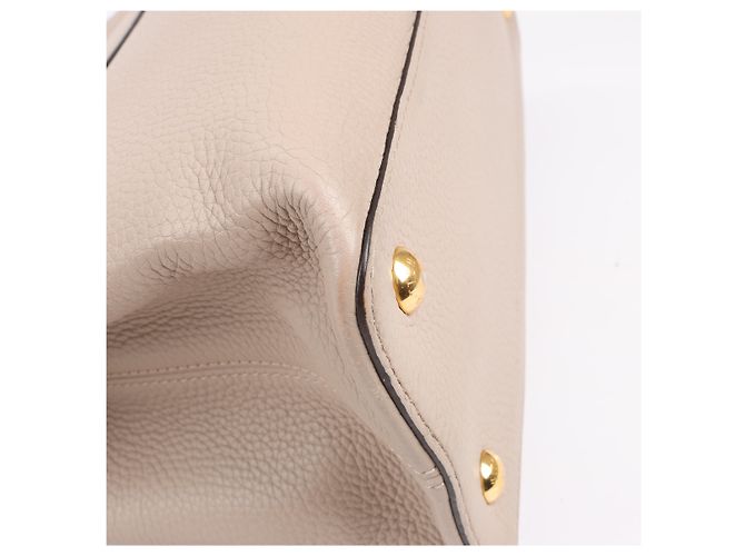 Borsa Louis Vuitton Parnassea Capucines MM in beige M94428 - vista 13