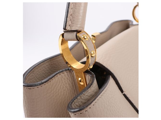 Borsa Louis Vuitton Parnassea Capucines MM in beige M94428 - vista 6