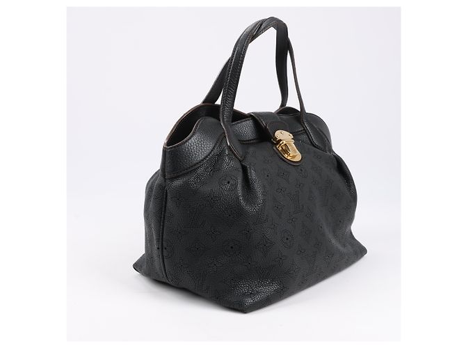 Borsa in pelle Mahina Cirrus PM Louis Vuitton nera M93465 Nero - vista 2