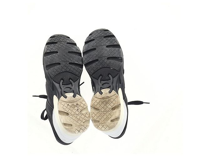 Sneakers Chanel CC Low Top in pelle nera Nero - vista 16