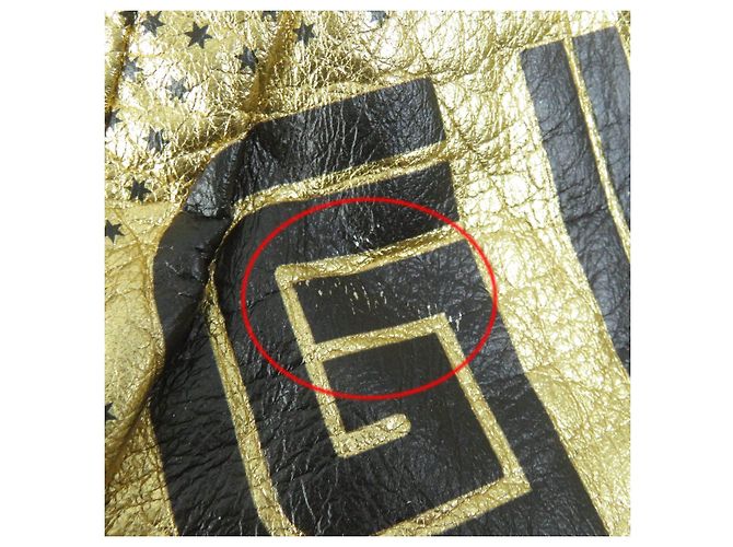 Gucci Lammleder Bomberjacke mit GUCCY-Logo Golden - Ansicht 14