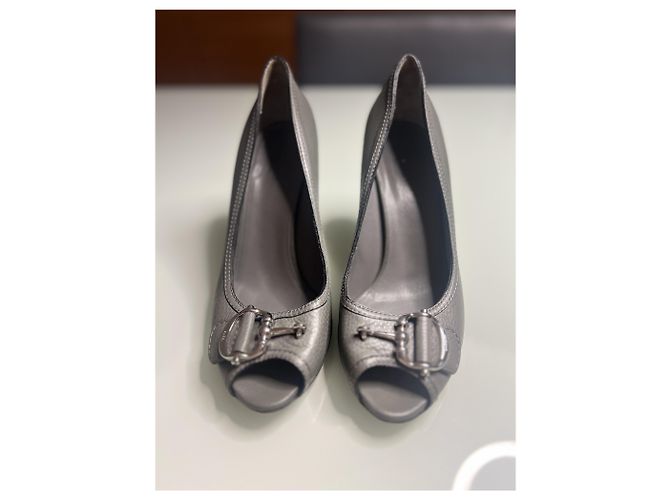 Gucci Absatzschuhe Grau Leder 38.5 - Ansicht 2