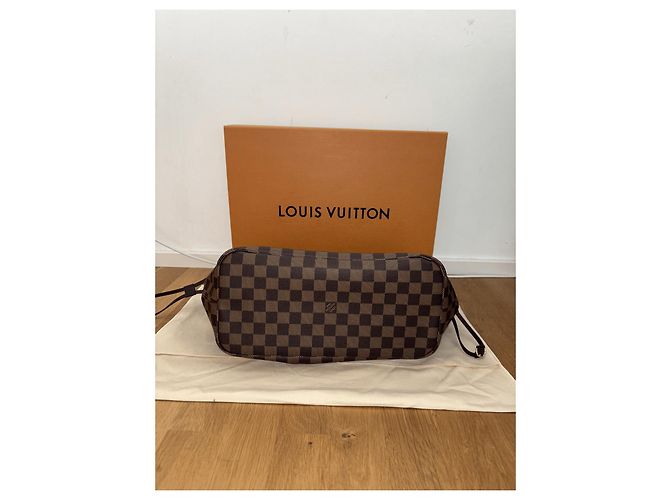 Louis Vuitton Neo Neverfull Damier Ebene MM Pivonie/Cherry Lining - New/Unused - M46987 Brown Red - view 4