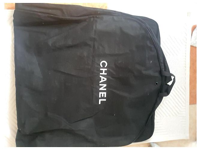 Copertura impermeabile Chanel 130cm Nero - vista 6