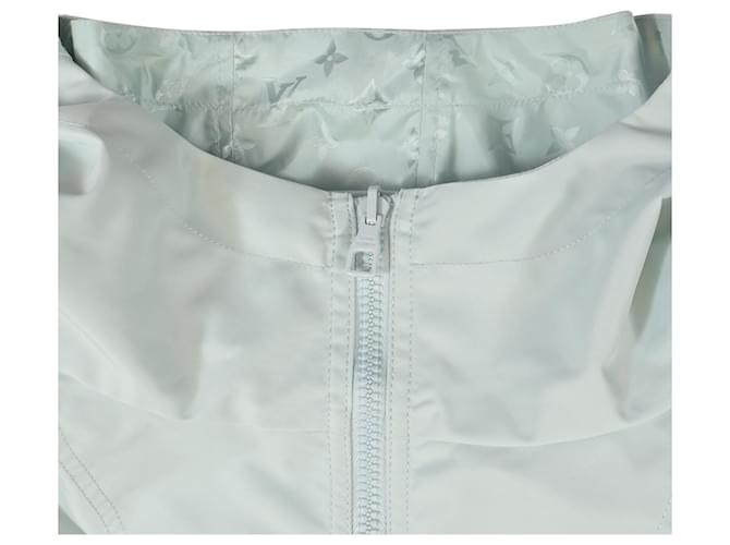 Reversible Windbreaker Monogram Louis Vuitton aus hellblauem Nylon - Ansicht 4