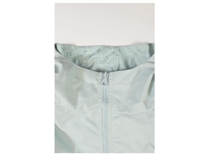 Reversible Windbreaker Monogram Louis Vuitton aus hellblauem Nylon - Ansicht 9