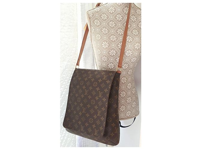 Borsa a spalla Louis Vuitton Salsa Monogram Canvas GM Marrone Cammello - vista 8