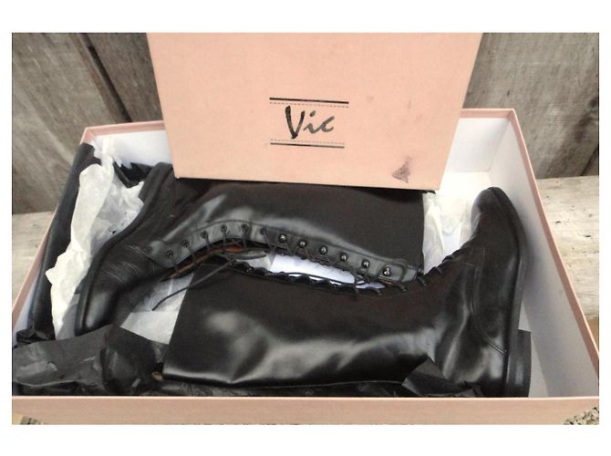 Botas Prada de cuero negro con hebilla - vista 3