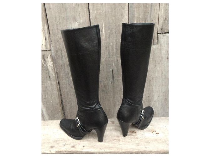 Botas Prada de cuero negro con hebilla - vista 5