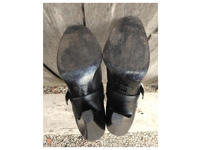 Botas Prada de cuero negro con hebilla - vista 6