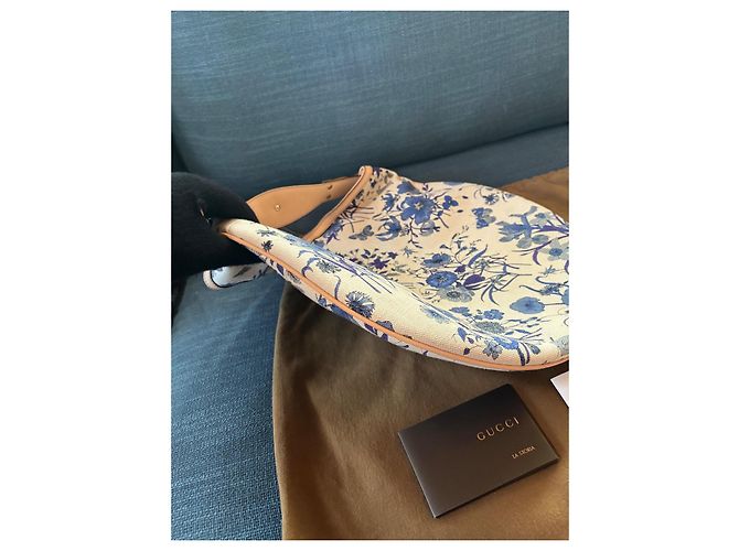 Gucci Hobo in tela blu Flora con morsetto a onda - vista 8