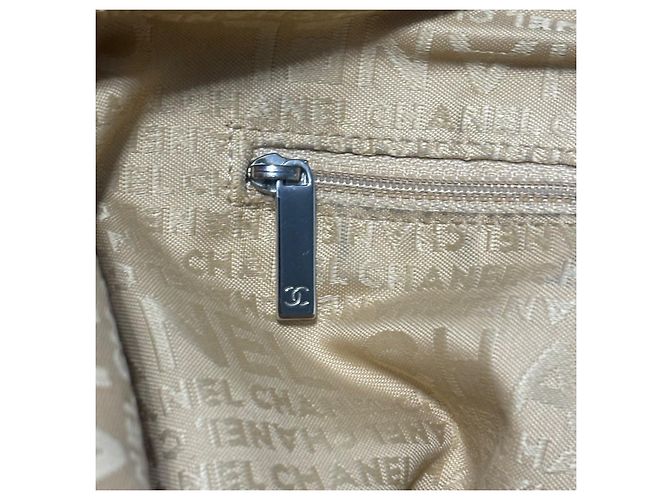 Vintage CHANEL Soft Hobo Bag Caramel Silver hardware - view 11