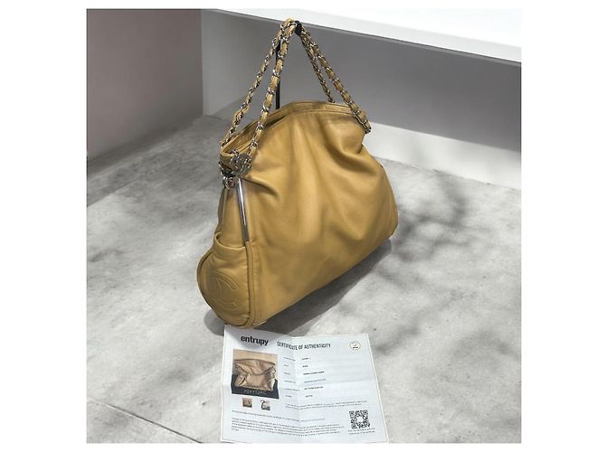 Vintage CHANEL Soft Hobo Bag Caramel Silver hardware - view 3